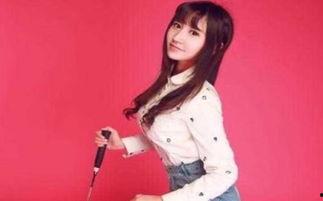 国产护士装视频,时尚与专业并存