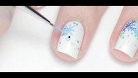 国产美甲视频教程,新手必看！跟随国产美甲教程轻松掌握时尚美甲技巧